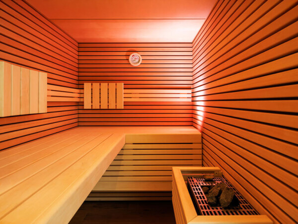 Immobilienfotograf für Sauna Fotos. Fotografie einer Sauna.