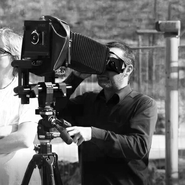 Analoge Fachfotografie, noch immer ein Thema für anspruchsvolle Kunden im Bereich der Architekturfotografie.